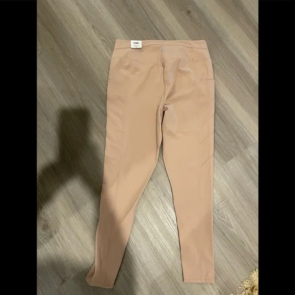 NWT FREE PEOPLE ON CLOUD NINE LEGGING - Picture 4 of 10